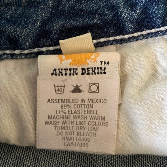 Vintage Like New Flared Distressed size 27 Antik Denim Jeans - Picture 6 of 9